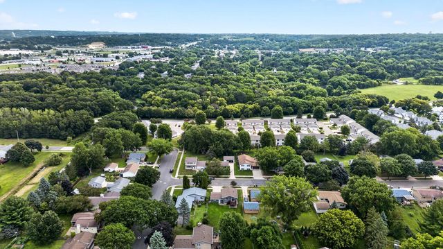 3015 4th Avenue NW, Rochester, MN 55901