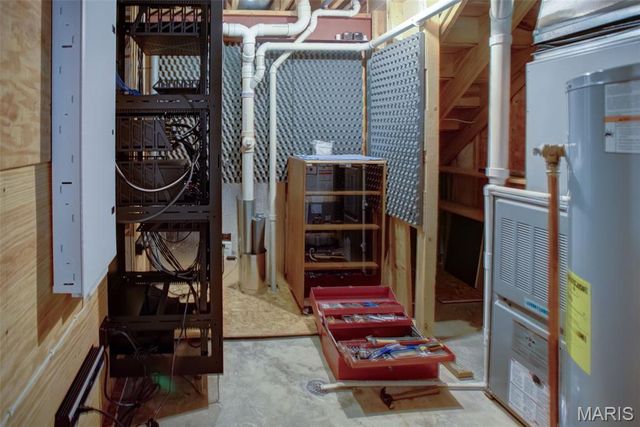 6611 Quercus Grove Road, Edwardsville, IL 62025