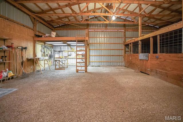 6611 Quercus Grove Road, Edwardsville, IL 62025