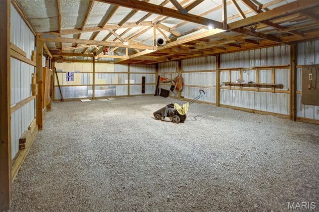 6611 Quercus Grove Road, Edwardsville, IL 62025