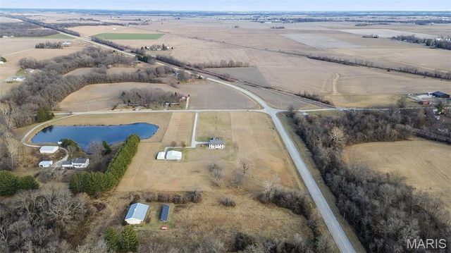 6611 Quercus Grove Road, Edwardsville, IL 62025