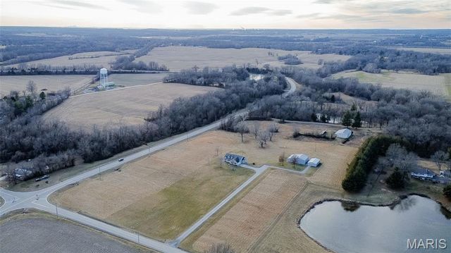 6611 Quercus Grove Road, Edwardsville, IL 62025