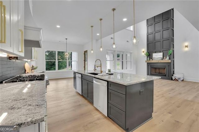 13375 Fincher Road, Canton, GA 30114