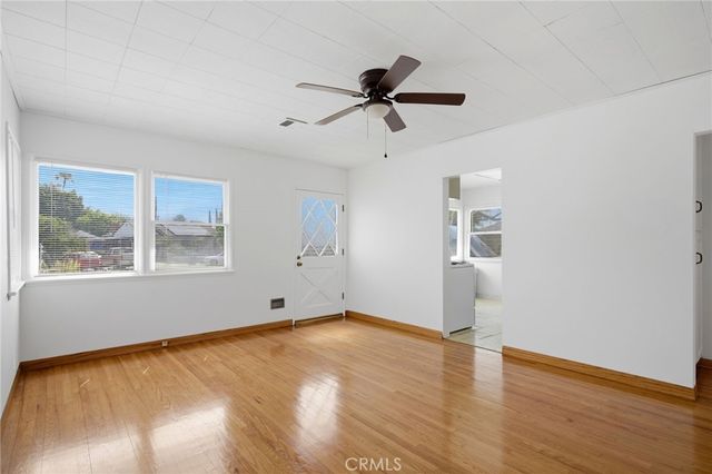 5219 Gundry Avenue, Long Beach, CA 90805