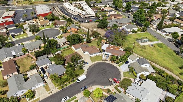 5219 Gundry Avenue, Long Beach, CA 90805