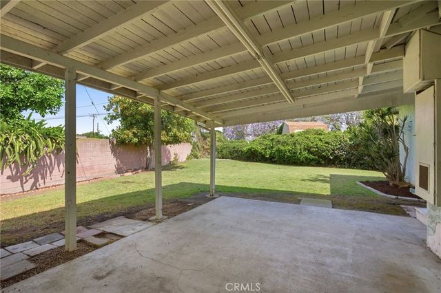 5219 Gundry Avenue, Long Beach, CA 90805