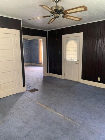 200 S Maple Heights, New Lexington, OH 43764