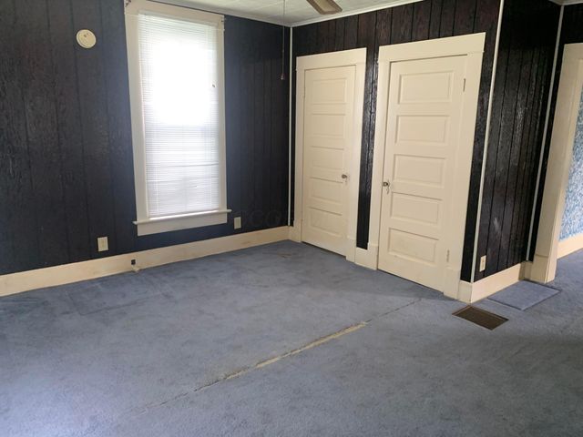 200 S Maple Heights, New Lexington, OH 43764