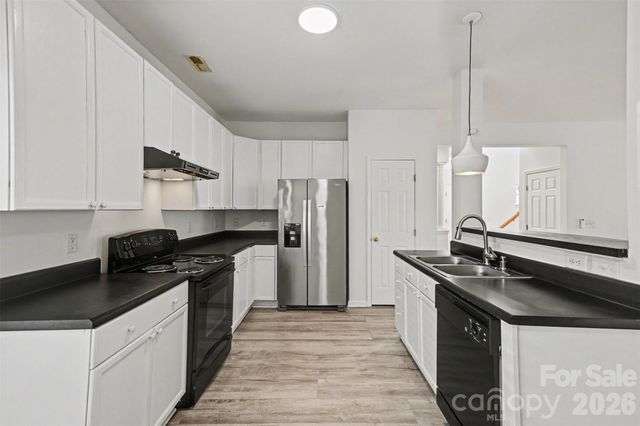 5041 Prosperity Ridge Road, Charlotte, NC 28269