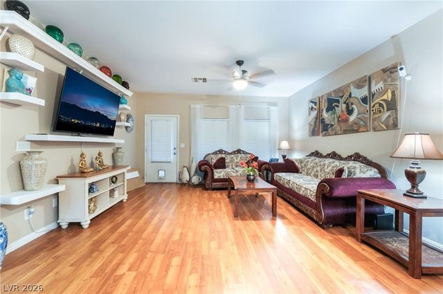 5113 Mambo Vista Avenue, Las Vegas, NV 89108