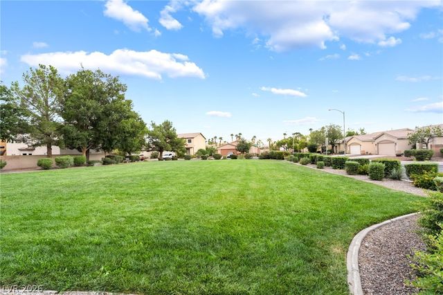 5113 Mambo Vista Avenue, Las Vegas, NV 89108
