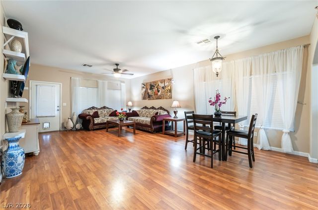 5113 Mambo Vista Avenue, Las Vegas, NV 89108