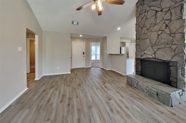 10107 King Ranch Lane, Sugar Land, TX 77498