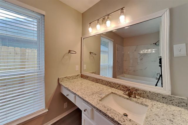 10107 King Ranch Lane, Sugar Land, TX 77498