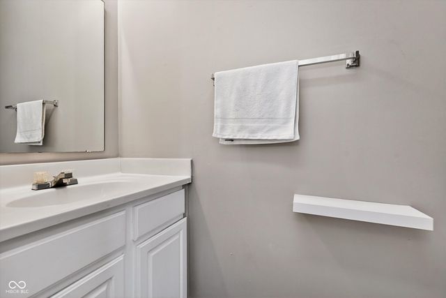 7835 Inishmore Way, Indianapolis, IN 46214