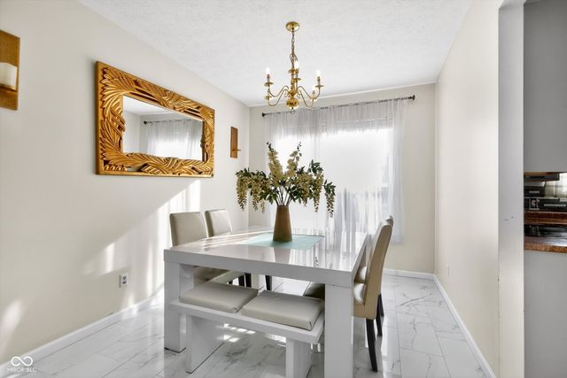 7835 Inishmore Way, Indianapolis, IN 46214