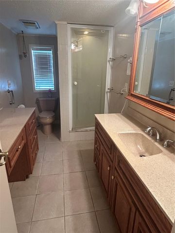 902 N CRYSTAL TERRACE, Plant City, FL 33563