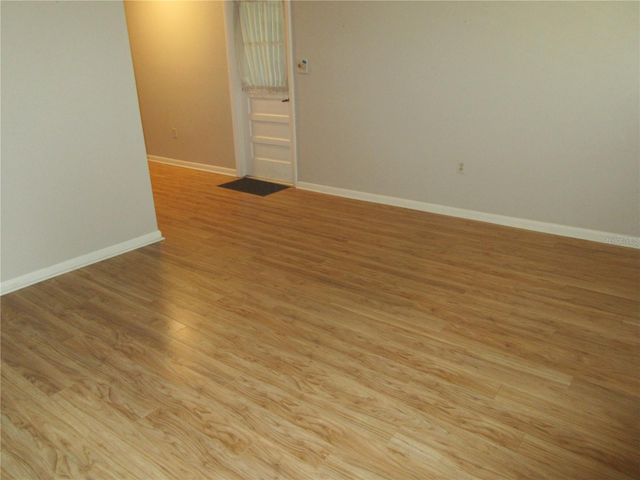 902 N CRYSTAL TERRACE, Plant City, FL 33563