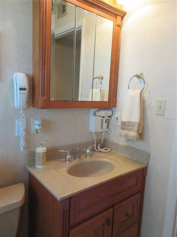 902 N CRYSTAL TERRACE, Plant City, FL 33563