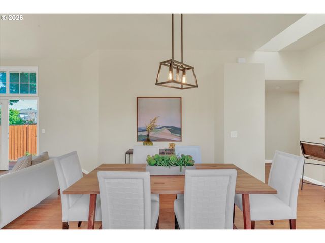8801 Sw Stono Dr, Tualatin, OR 97062