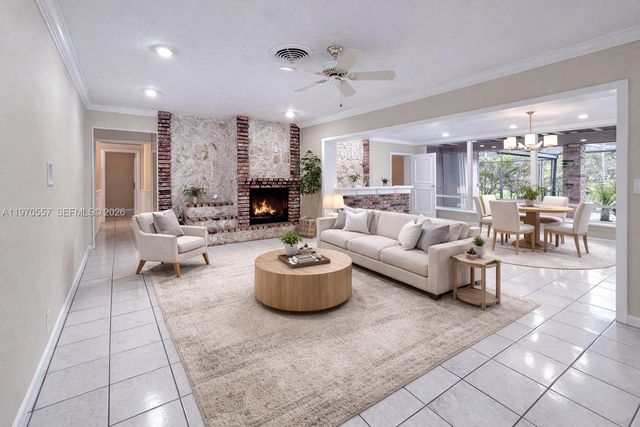 7900 SW 143rd St, Palmetto Bay, FL 33158