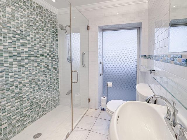 7900 SW 143rd St, Palmetto Bay, FL 33158