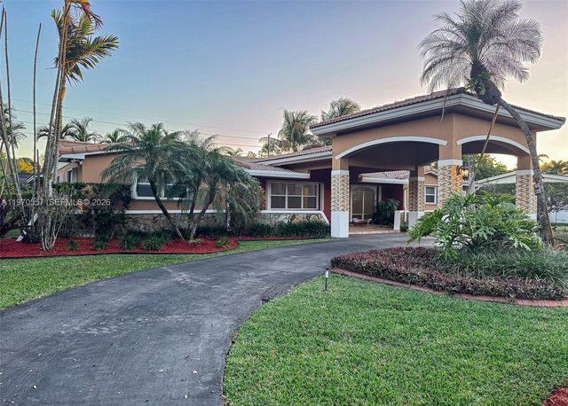 7900 SW 143rd St, Palmetto Bay, FL 33158