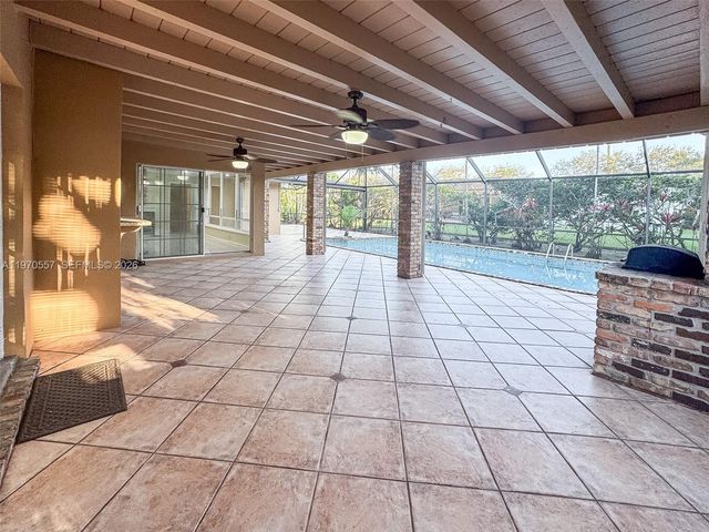 7900 SW 143rd St, Palmetto Bay, FL 33158