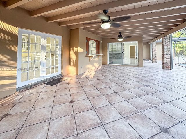 7900 SW 143rd St, Palmetto Bay, FL 33158