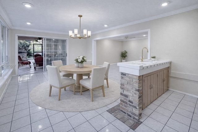 7900 SW 143rd St, Palmetto Bay, FL 33158