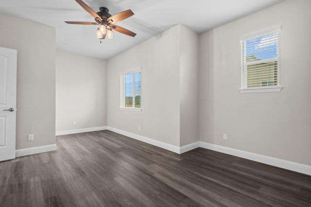 866 Congaree Lane, Redding, CA 96001