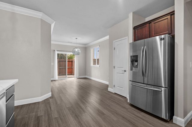 866 Congaree Lane, Redding, CA 96001