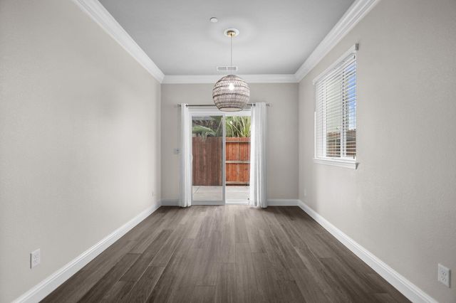 866 Congaree Lane, Redding, CA 96001