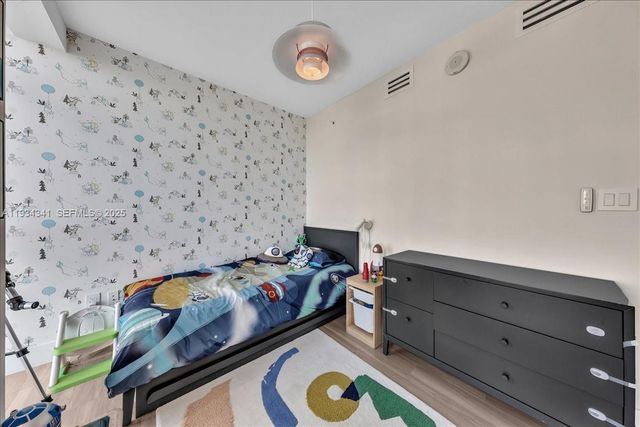 400 Sunny Isles Blvd 718, Sunny Isles Beach, FL 33160