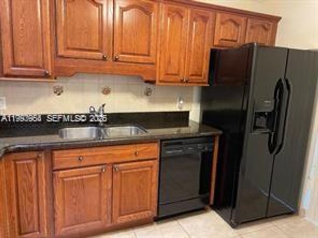 115 Briarwood Cir 2-3, Hollywood, FL 33024