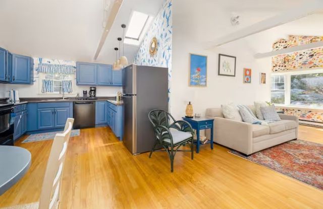 92 Atlantic - Cottage, Cohasset, MA 02025