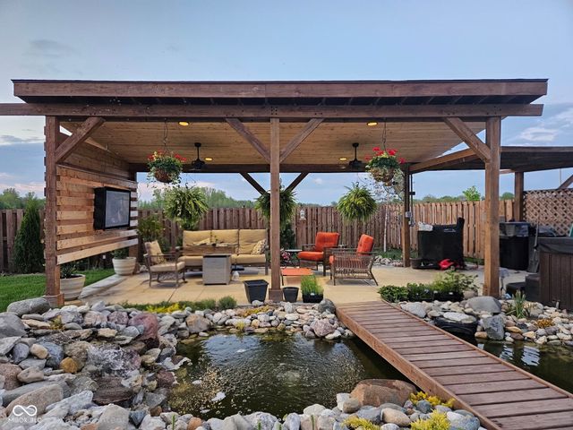 140 Waterford Court, Pendleton, IN 46064