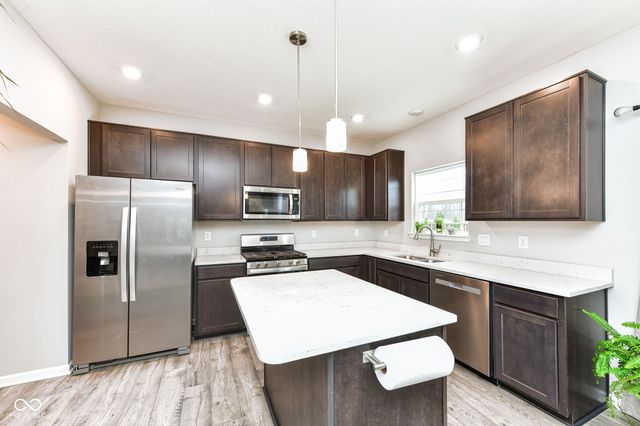 140 Waterford Court, Pendleton, IN 46064