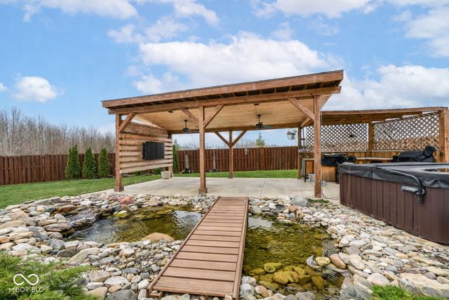 140 Waterford Court, Pendleton, IN 46064