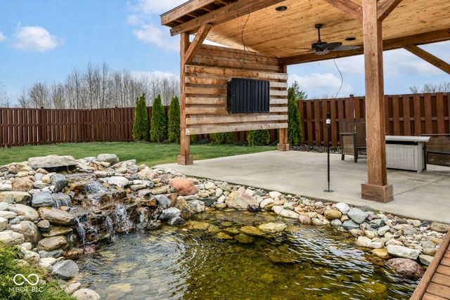 140 Waterford Court, Pendleton, IN 46064