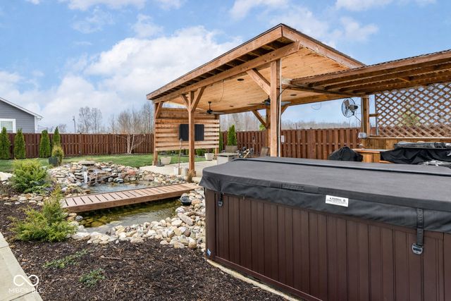 140 Waterford Court, Pendleton, IN 46064