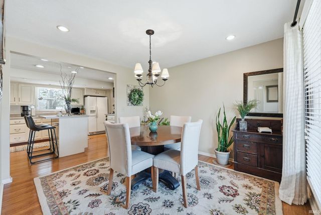 8825 Voyager Drive, Fort Wayne, IN 46804