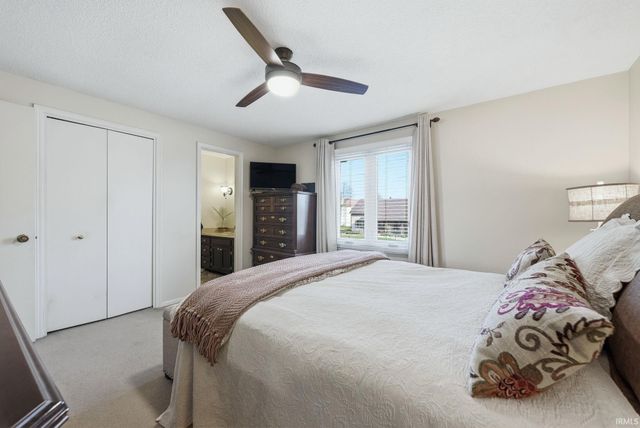 8825 Voyager Drive, Fort Wayne, IN 46804