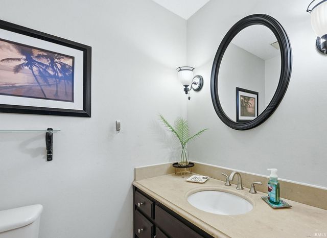 8825 Voyager Drive, Fort Wayne, IN 46804