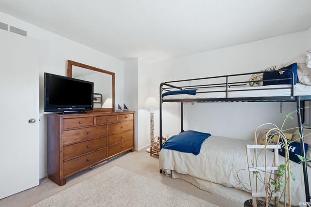 8825 Voyager Drive, Fort Wayne, IN 46804