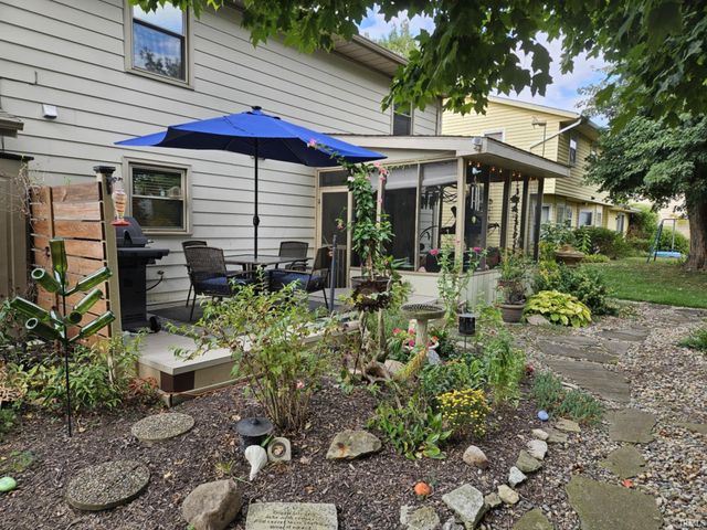 8825 Voyager Drive, Fort Wayne, IN 46804