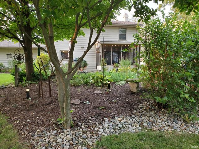 8825 Voyager Drive, Fort Wayne, IN 46804