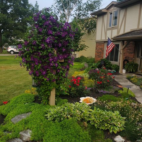 8825 Voyager Drive, Fort Wayne, IN 46804