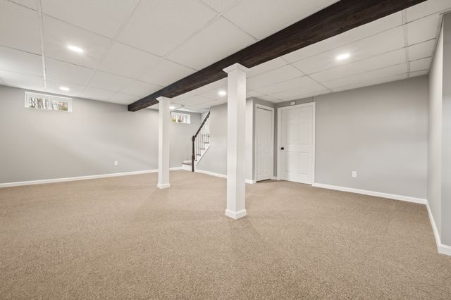 58 Handel Court, East Hartford, CT 06118