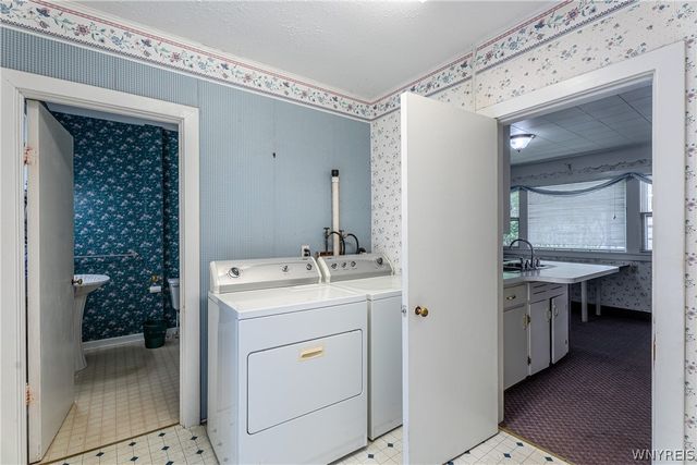 311 South Street, Lockport City, NY 14094
